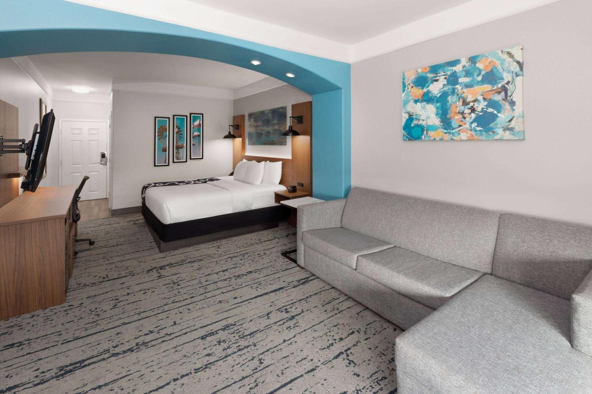 Photo of the whole room