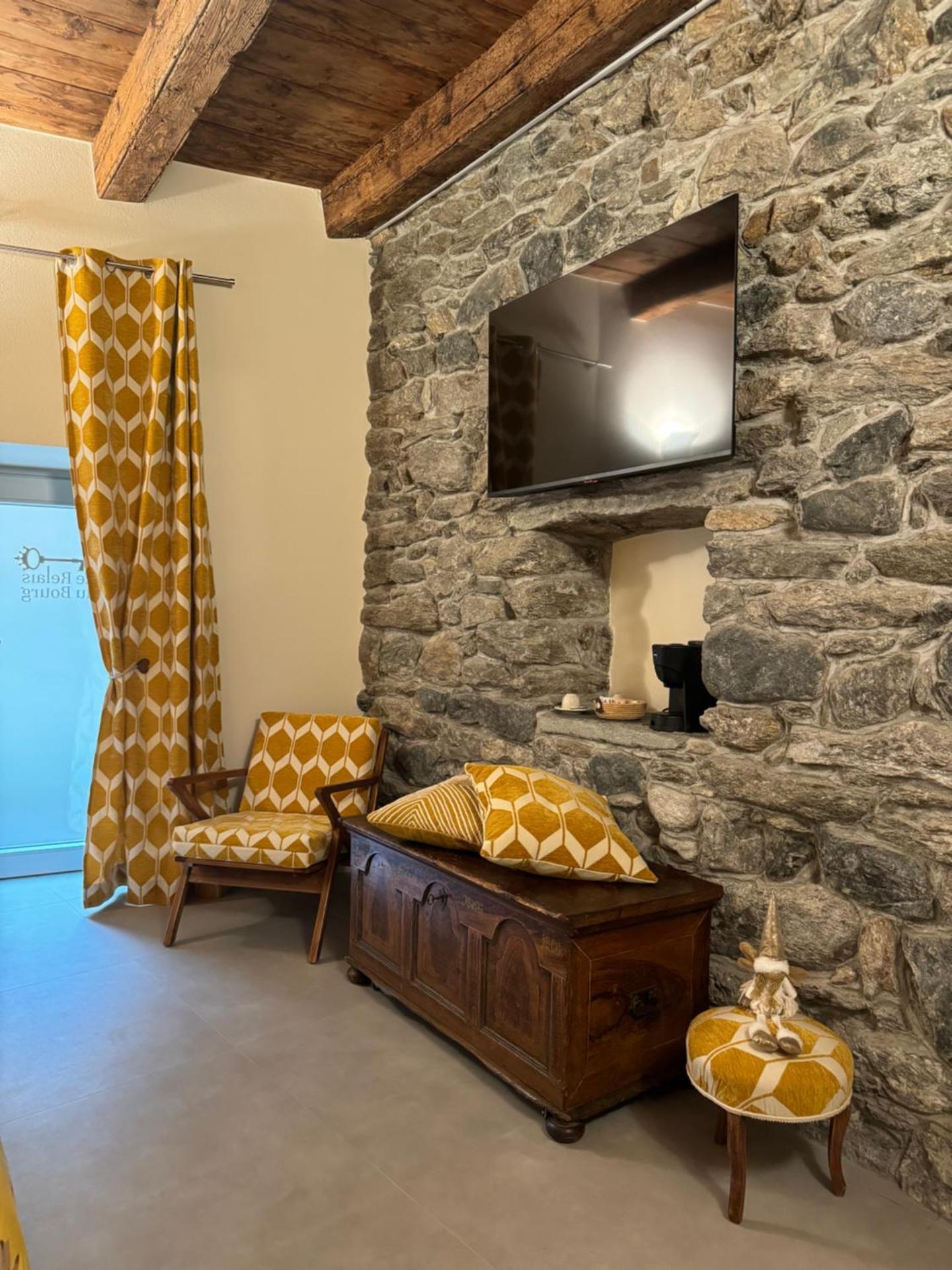 Le Relais du Bourg Chambres de charme Wellnes