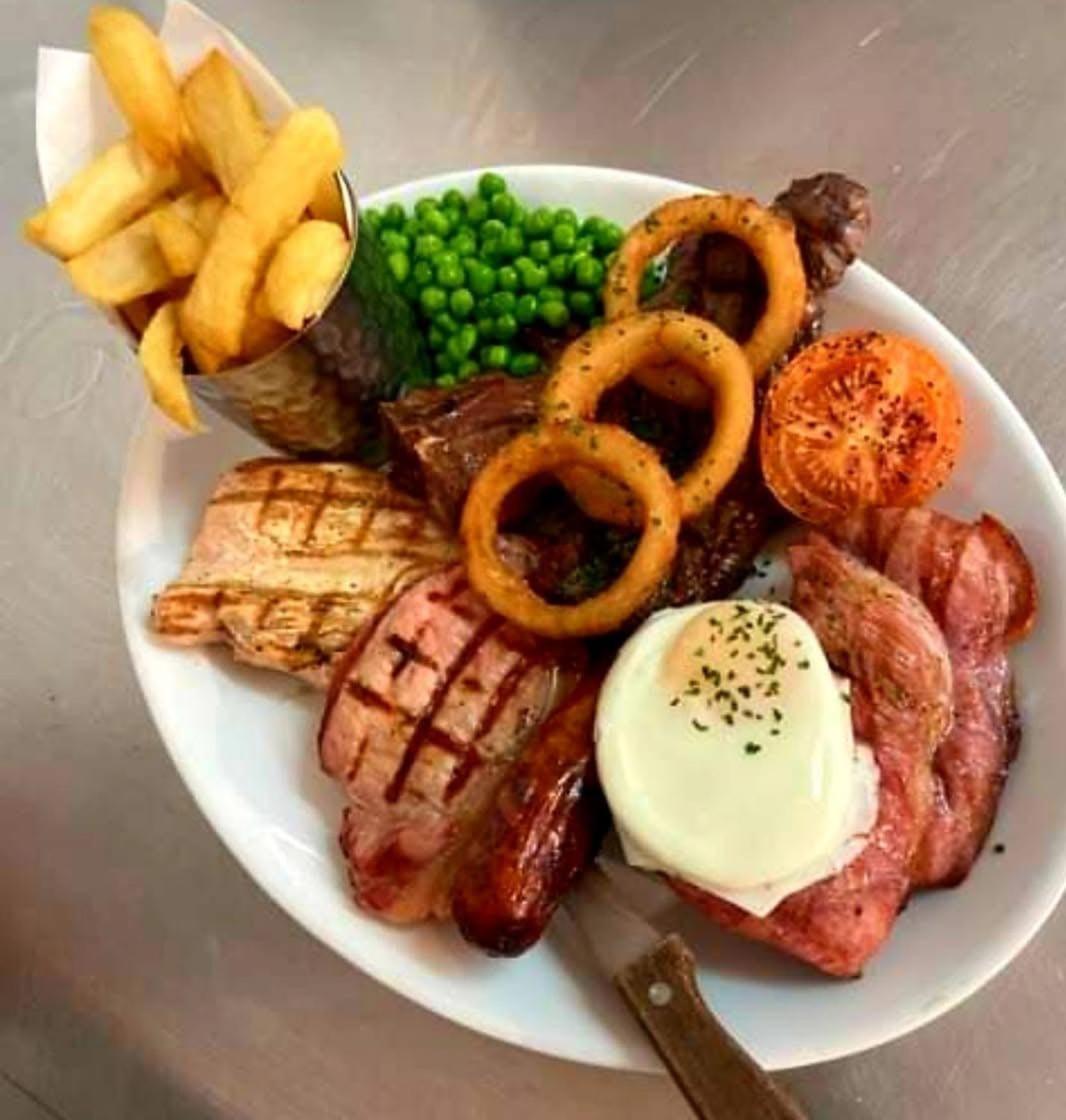 White Hart Llandeilo