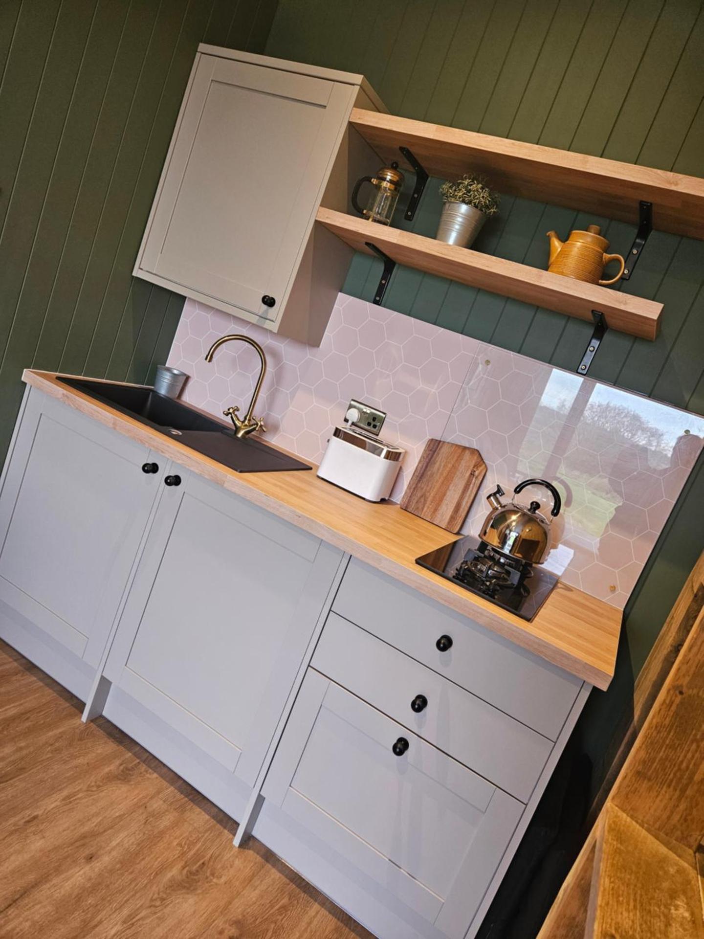 Under the Oak Glamping