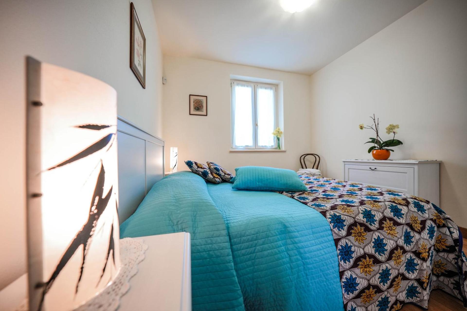 Alloggio romantico nel verde in fronte Acquardens