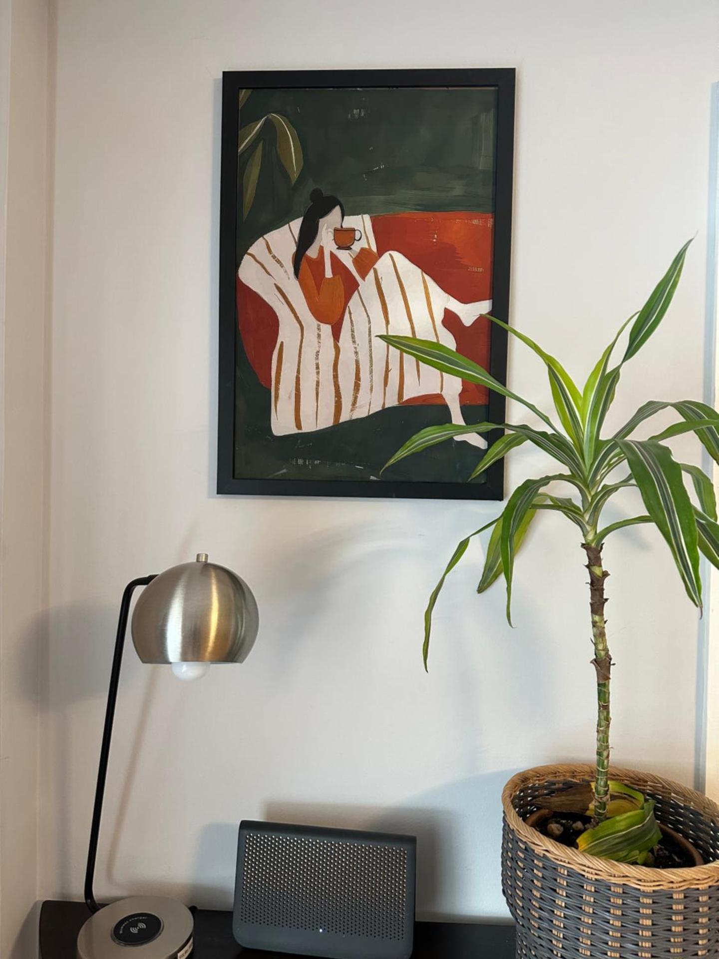 Private Main Door Lovely 2 bedroom apartment