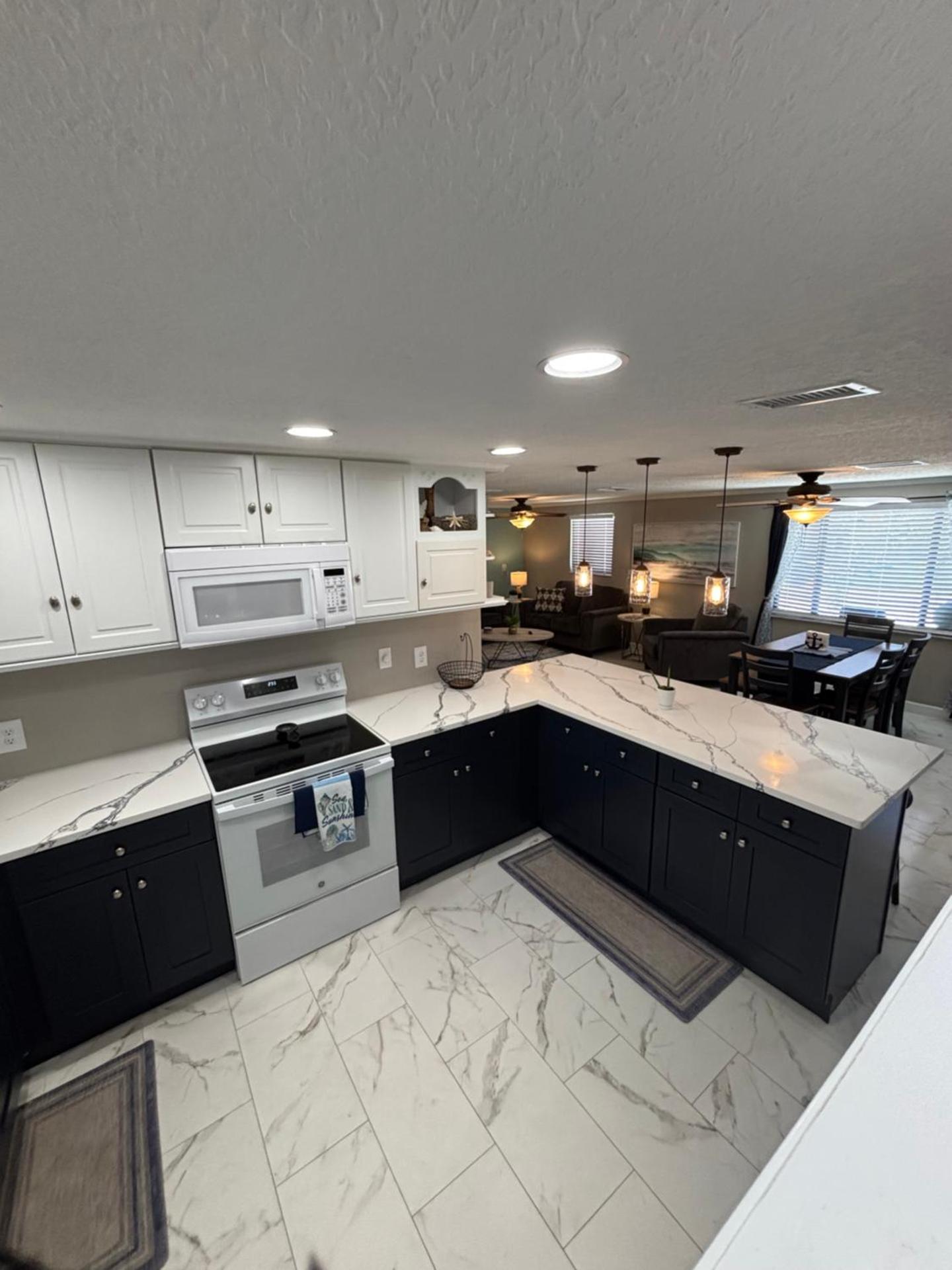 Gorgeous Seaside Seashell Cottage!