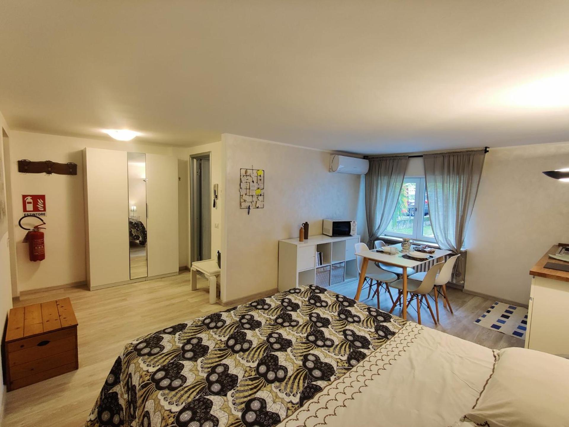 Studio with Sofa Bed