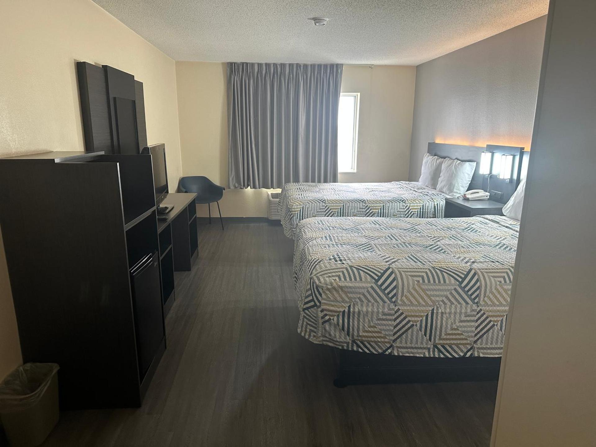 Queen Room with Two Queen Beds - Non-Smoking