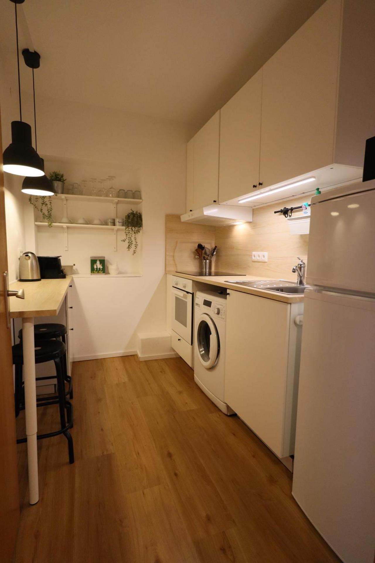 Kitchen or kitchenette