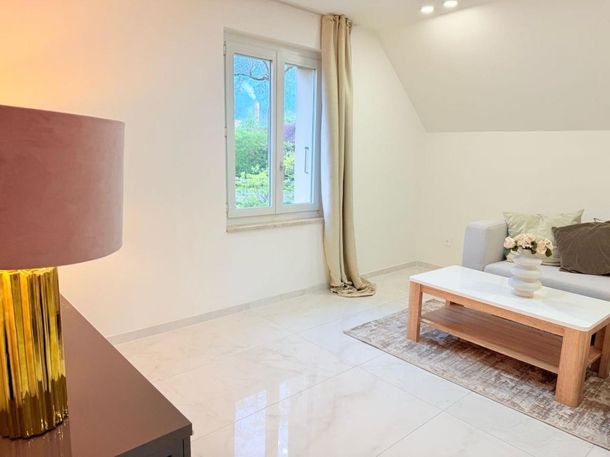 Luxrem-DE 5 Apartments