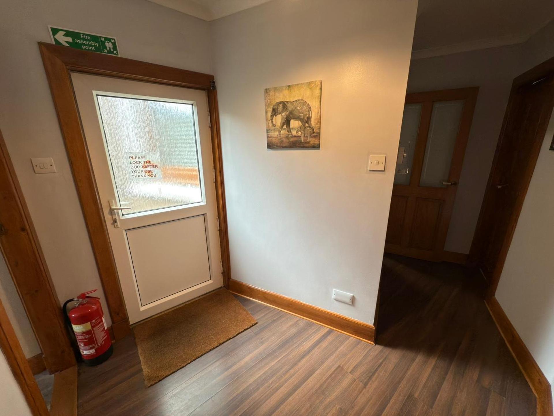 Newly Refurbished 2 Bedroom flat on NC500 route