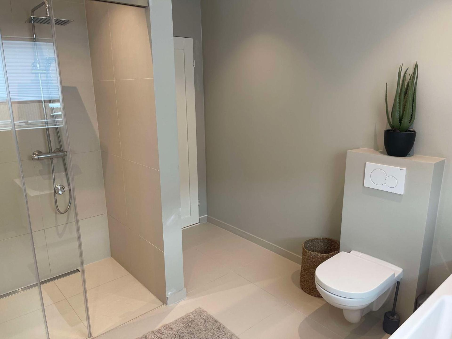 Leilighet med høy standard og fantastisk havutsikt