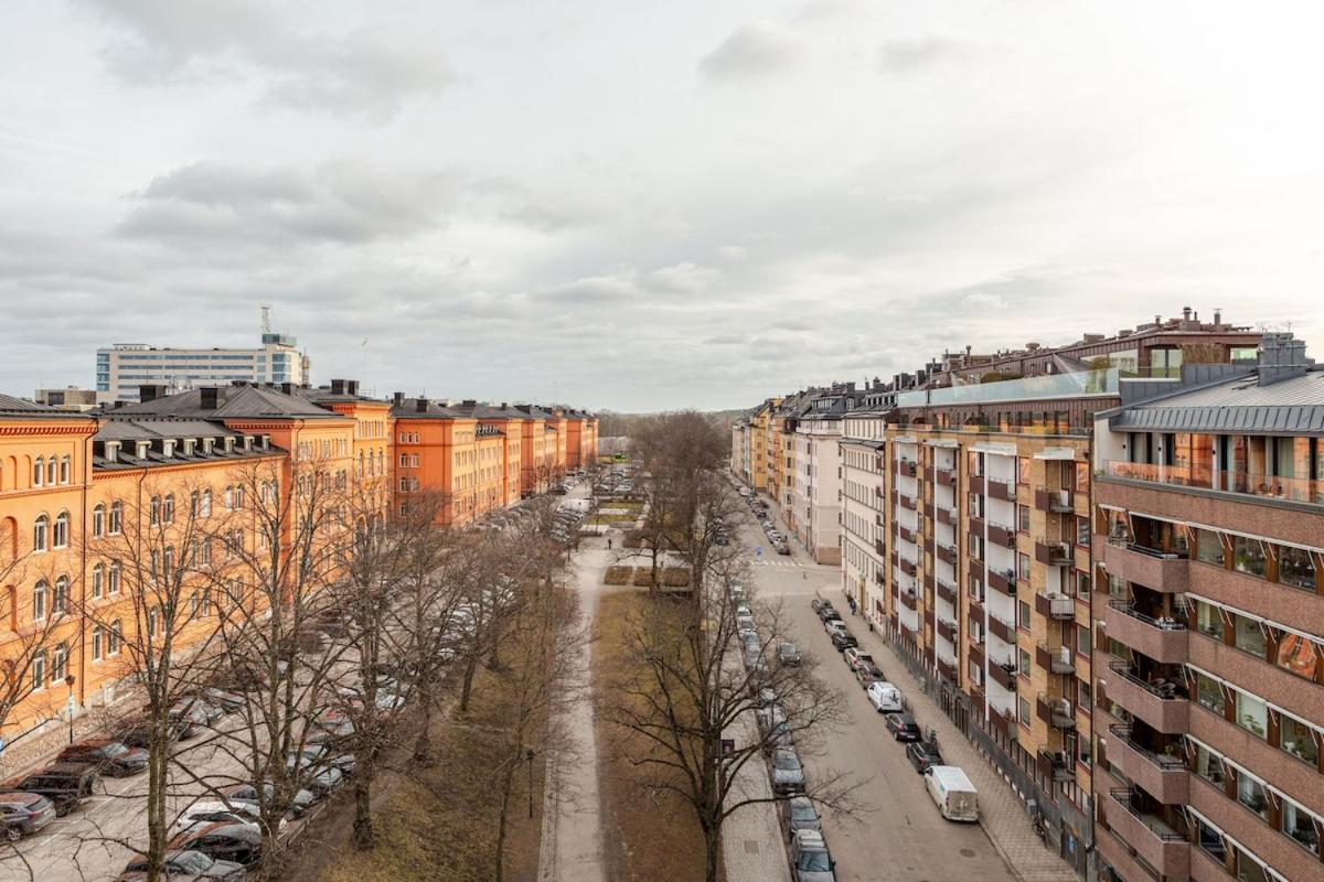 180 Sqm 5BR Apartment with Stunning View in Östermalm