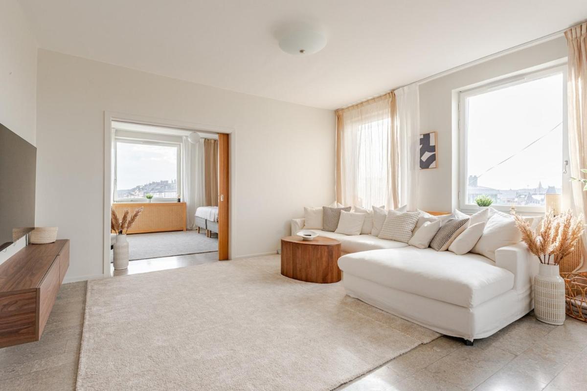 180 Sqm 5BR Apartment with Stunning View in Östermalm