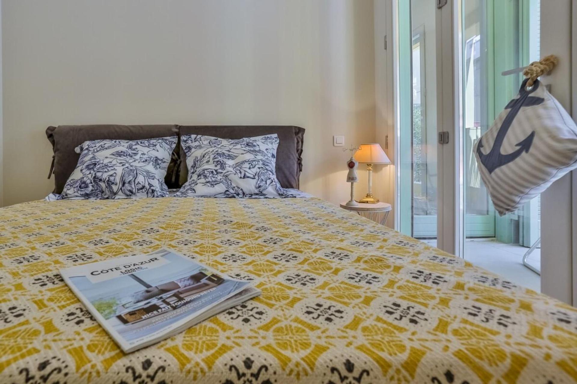 FRANCE 82 TP -1 min from the Sea - Terrace - Parking