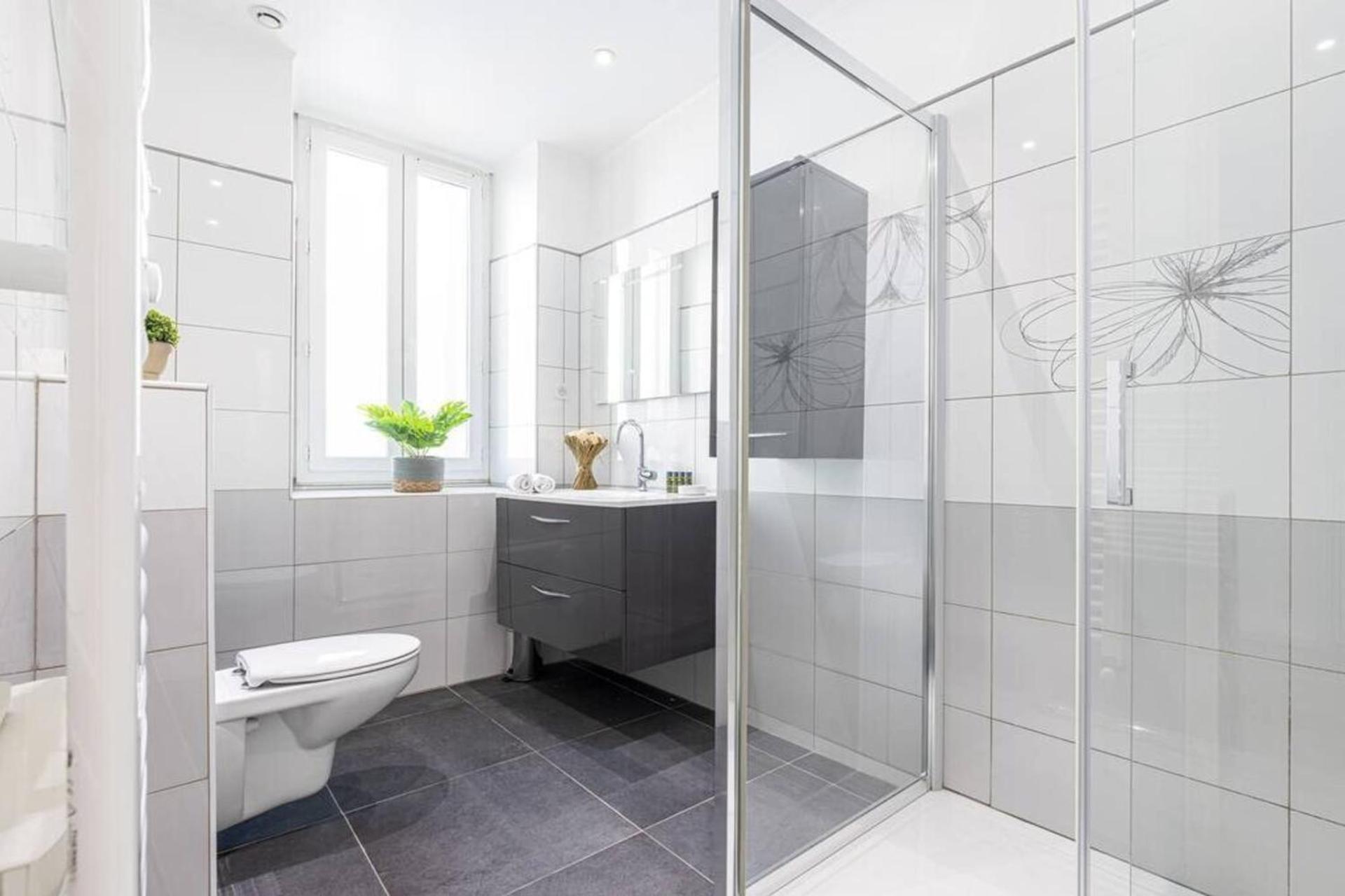 PONCHETTE - Independent House Promenade Des Anglais