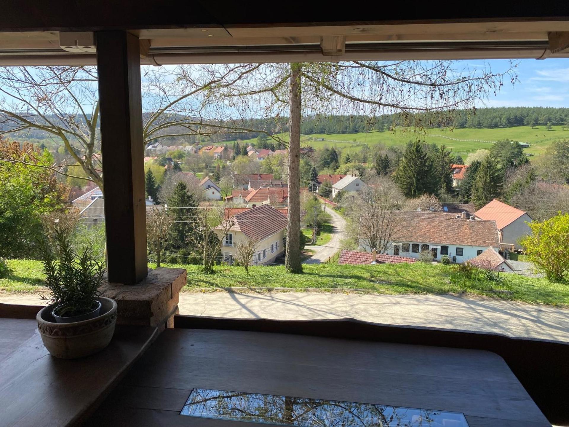 Csicsergő ház Orfű