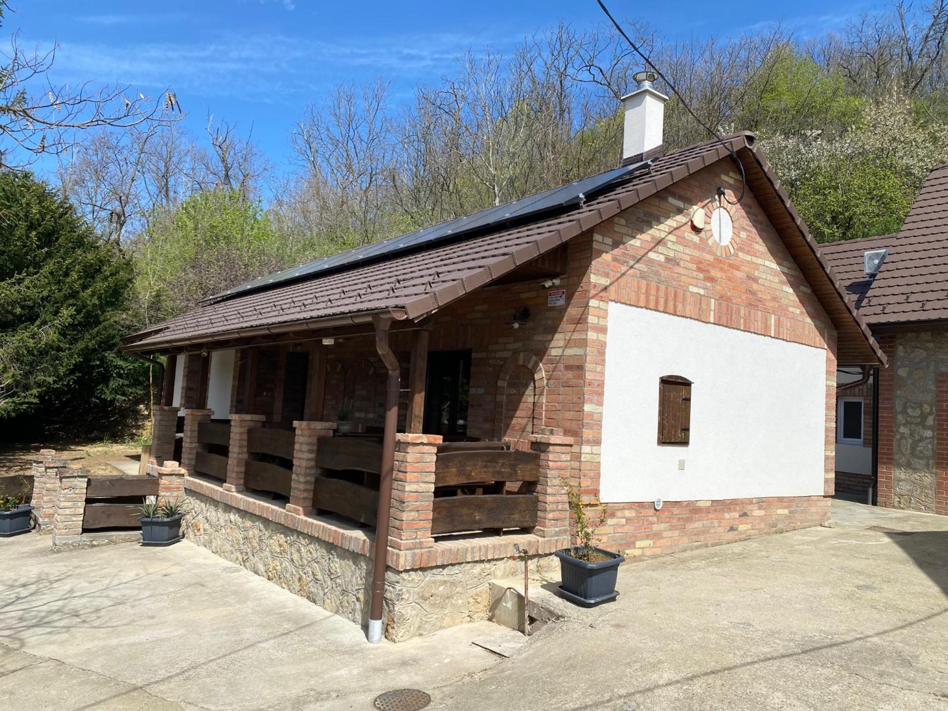 Csicsergő ház Orfű