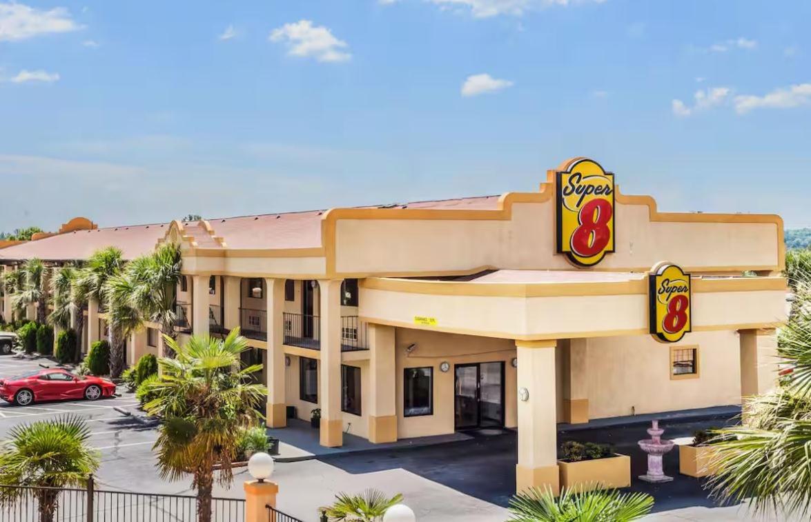 Super 8 by Wyndham Stockbridge