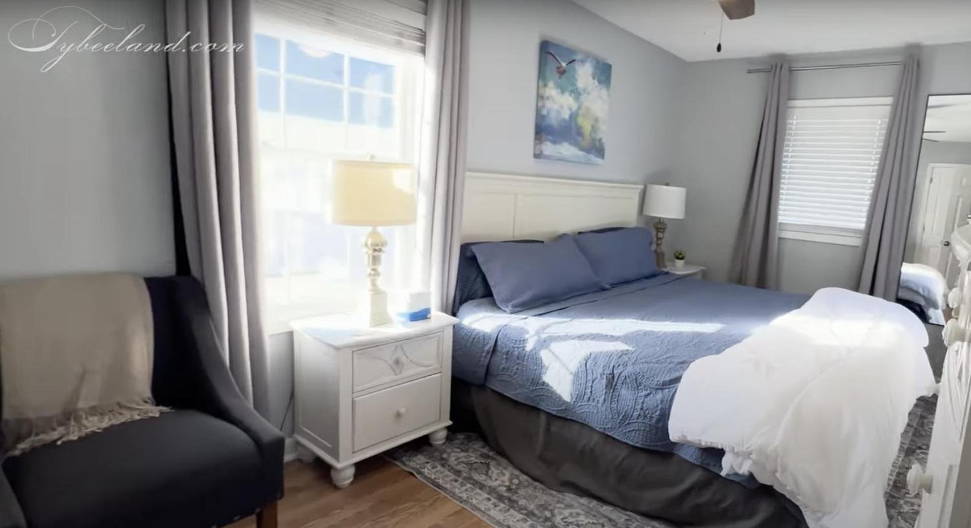 Tybeeland Steps to the Beach with Oceanviews, Beachside of Butler Ave