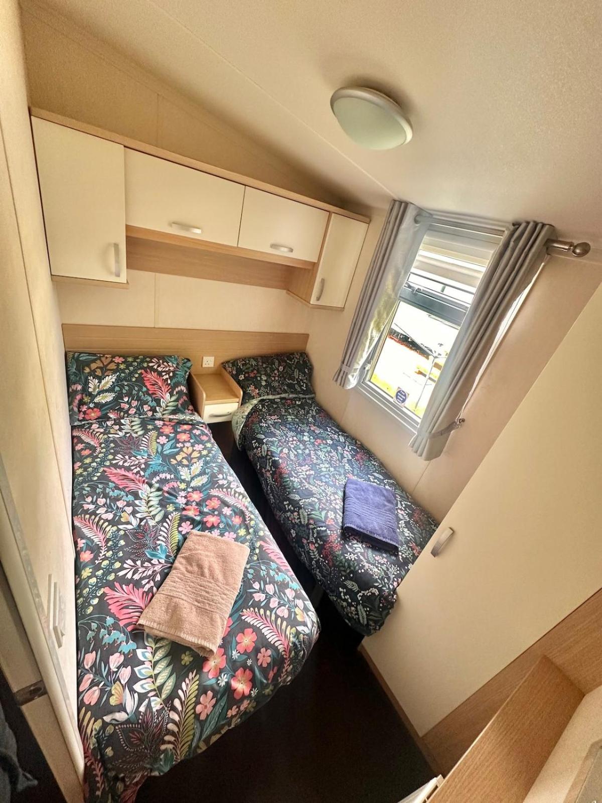 Swift Moselle 2 Bedroom Caravan Located in Uddingston, Glasgow at Maryville Caravan Site
