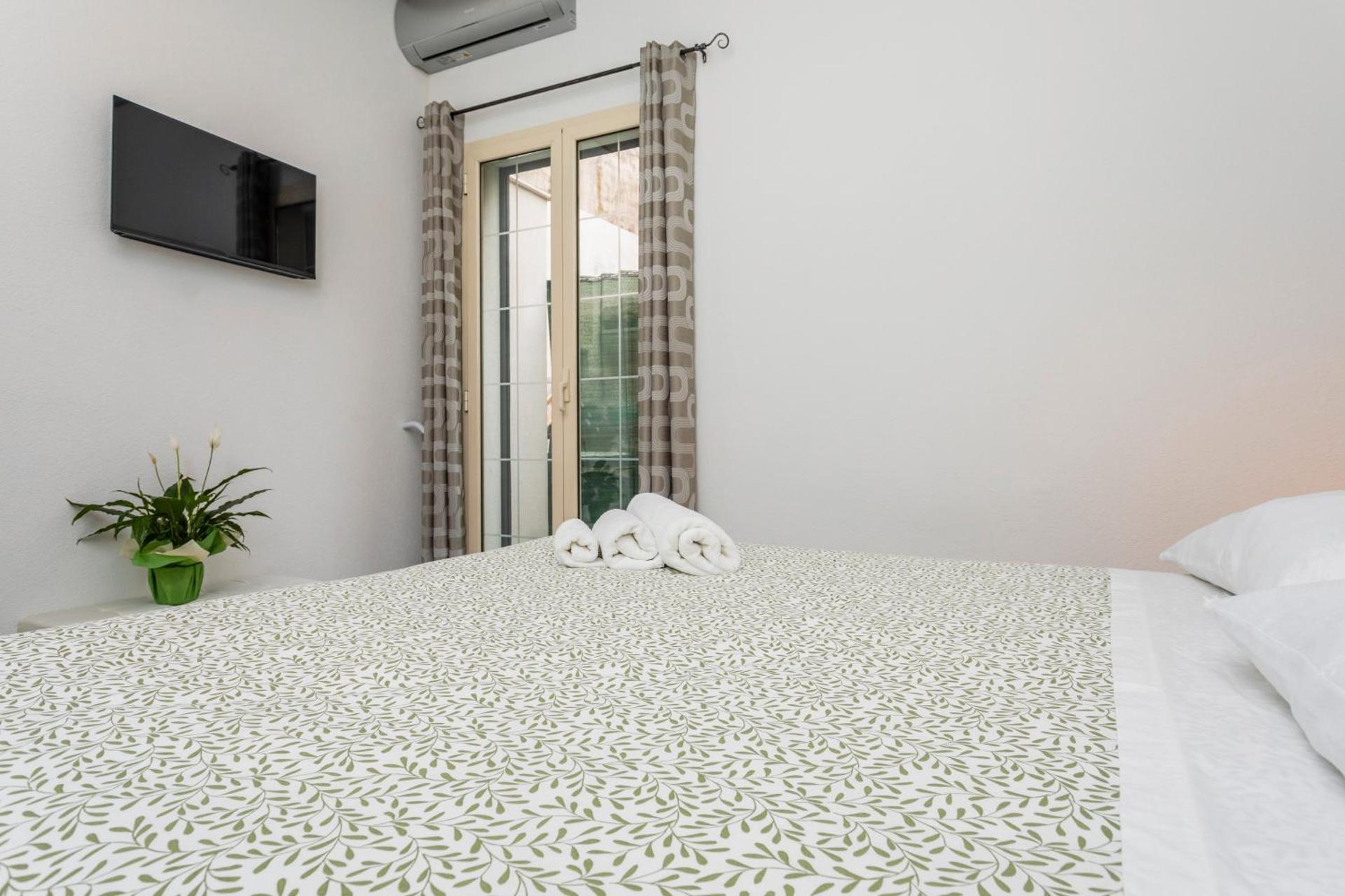 Triple Room with Shower