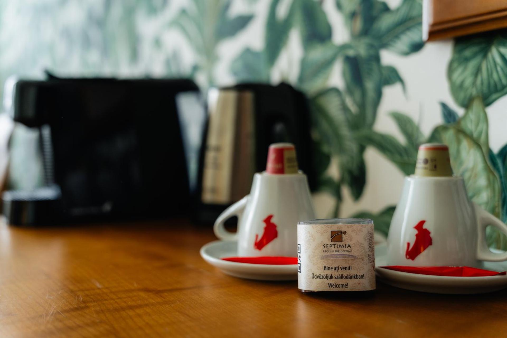 Coffee/tea facilities