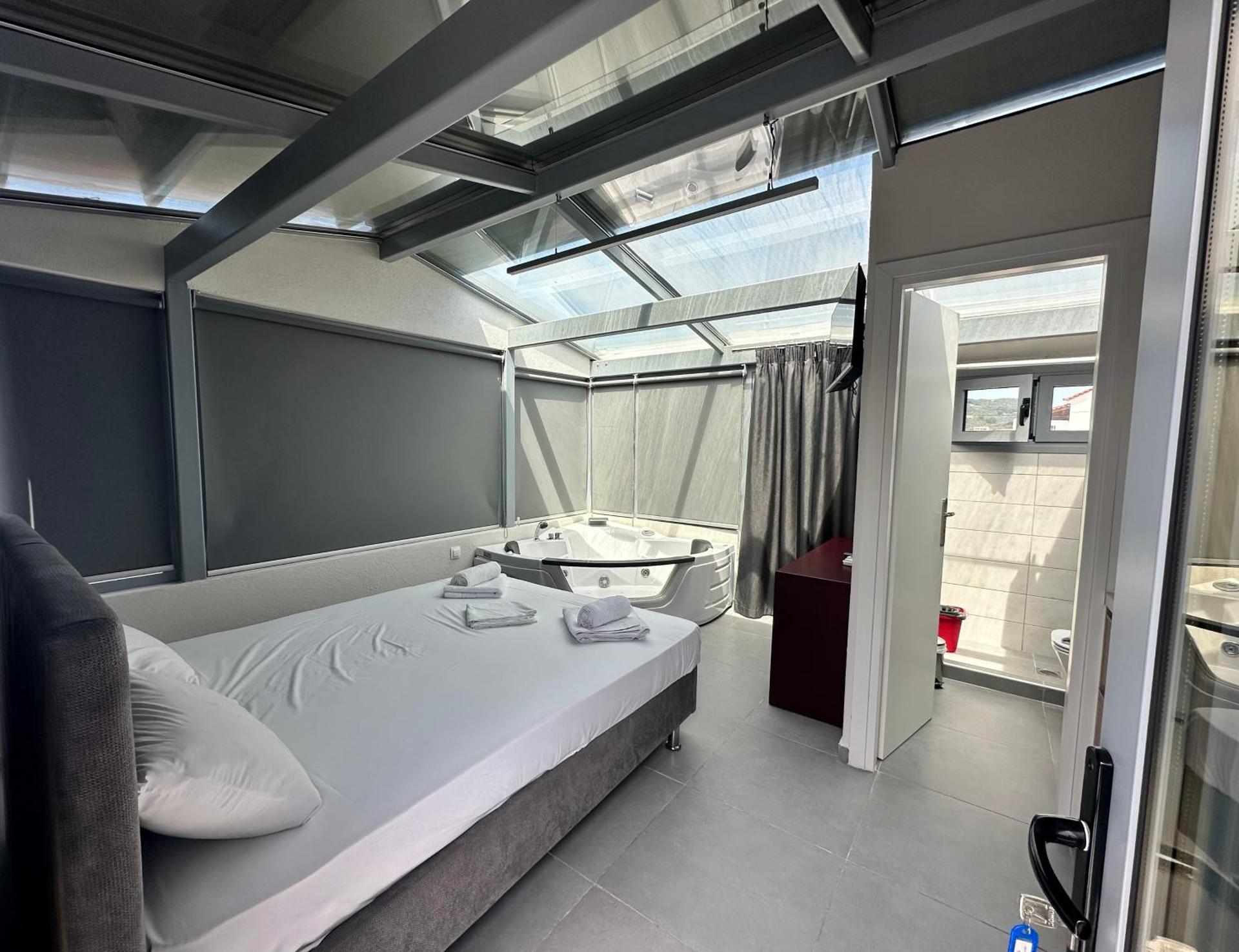 Skiathos Hills Studios