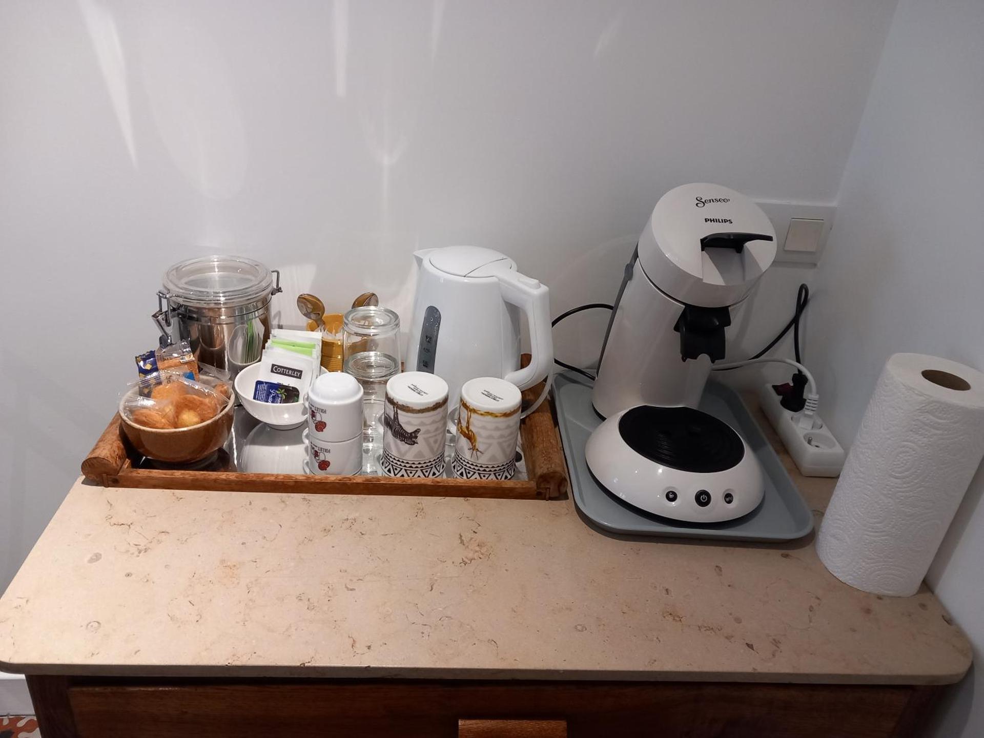 Coffee/tea facilities