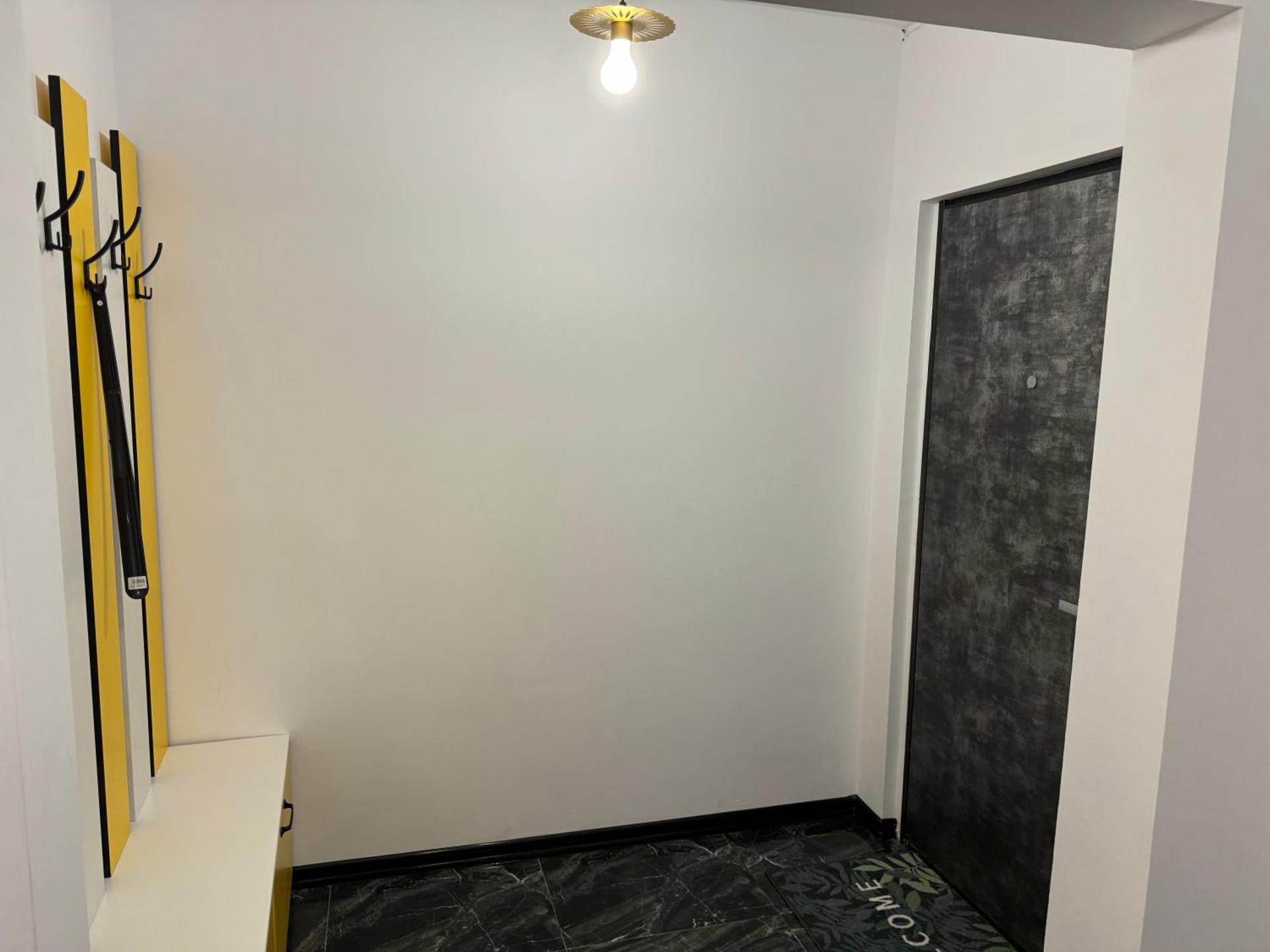 Modern 2BR Apartment Central Fast Wi-Fi Free parking