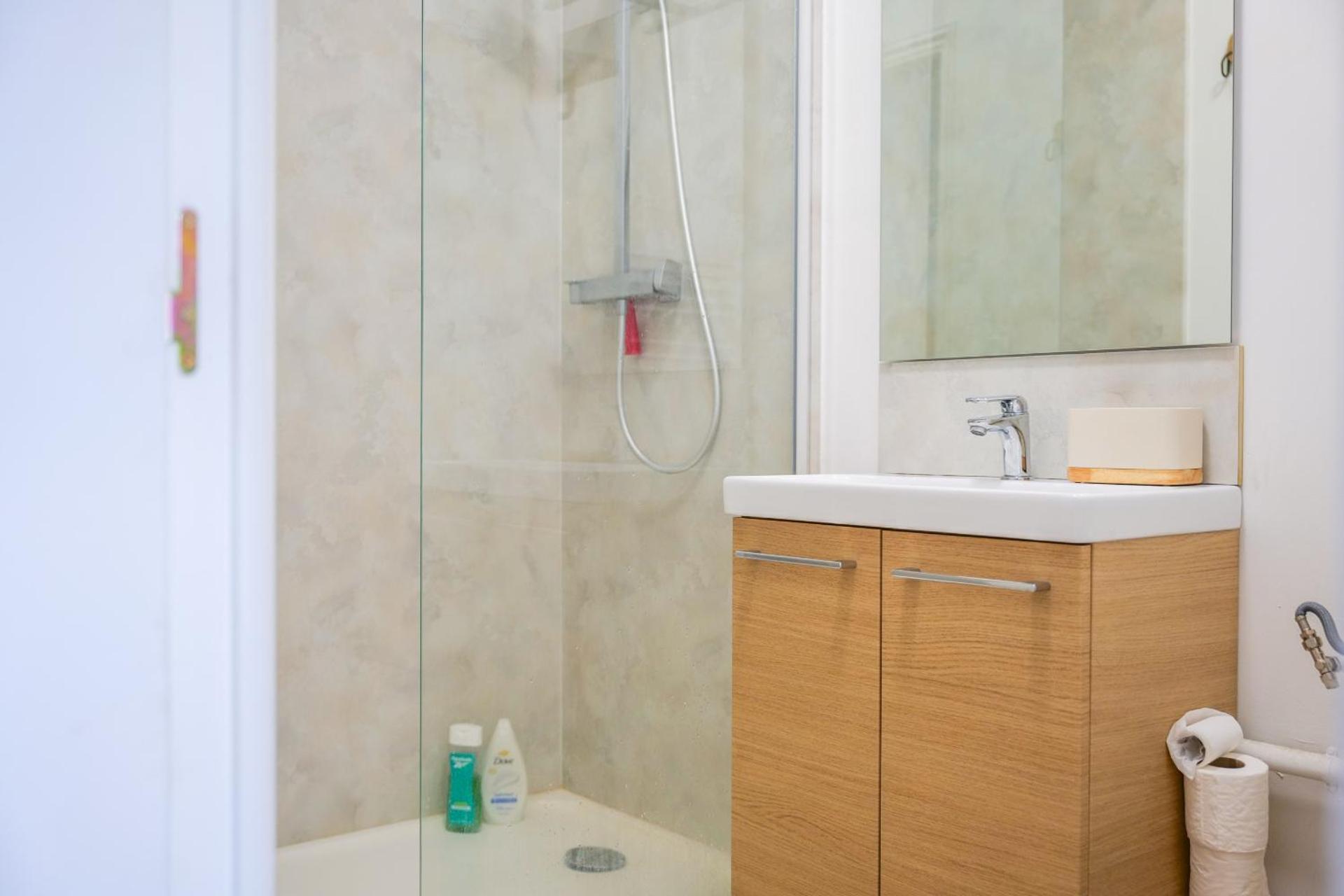 Joli studio avec terrasse - proche château - 2 personnes