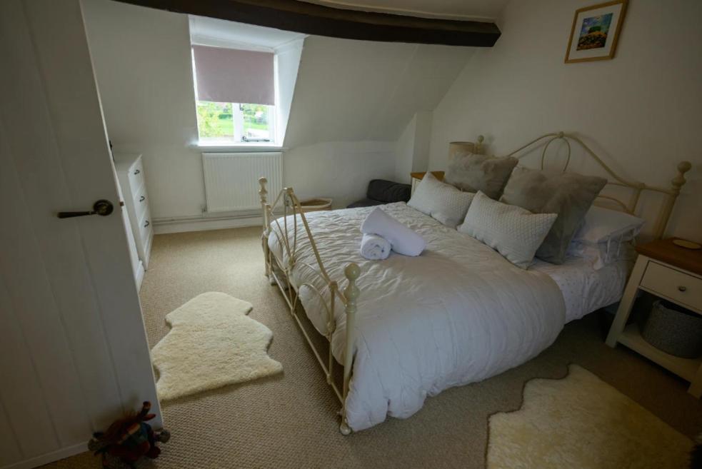 Pear Tree Cottage in the Cotswolds