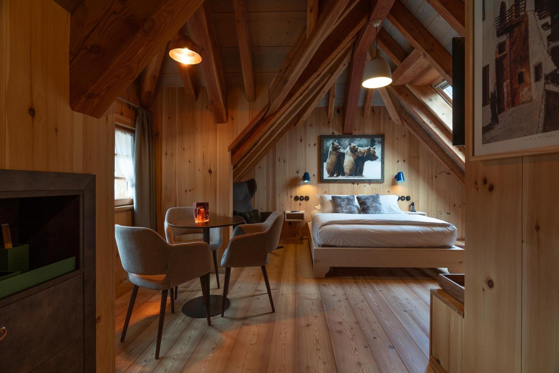 Photo of the whole room