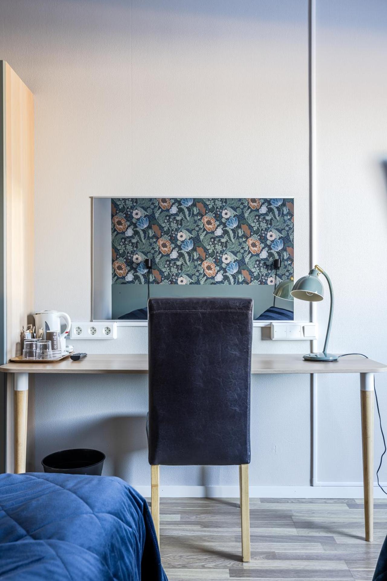 Photo of the whole room