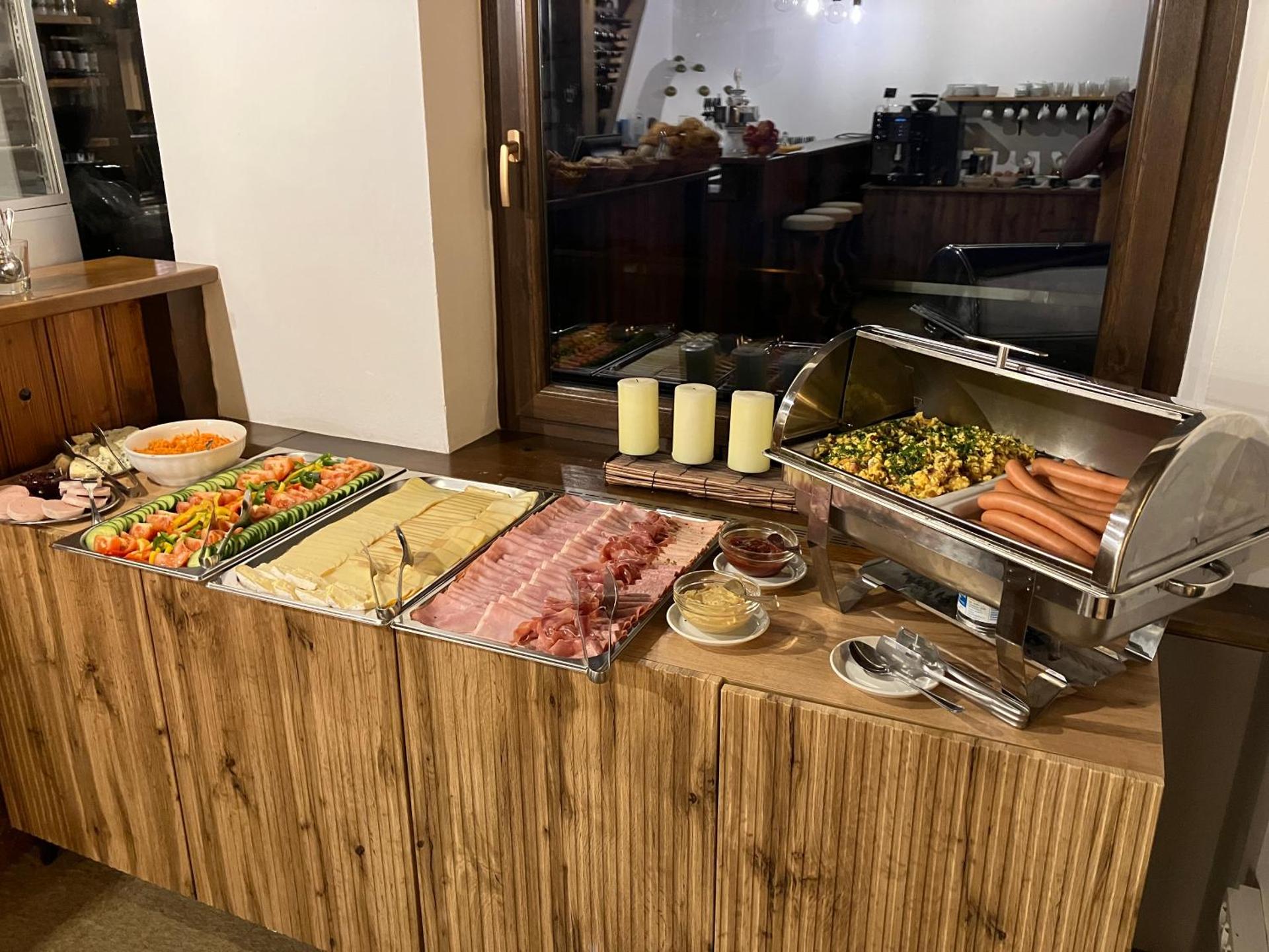 Continental breakfast