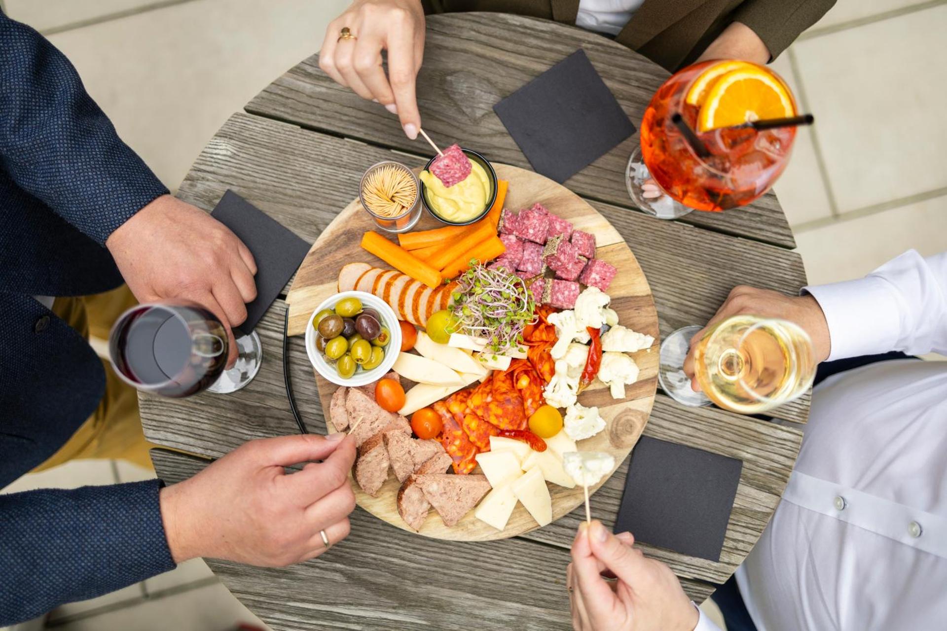 Restaurant/places to eat