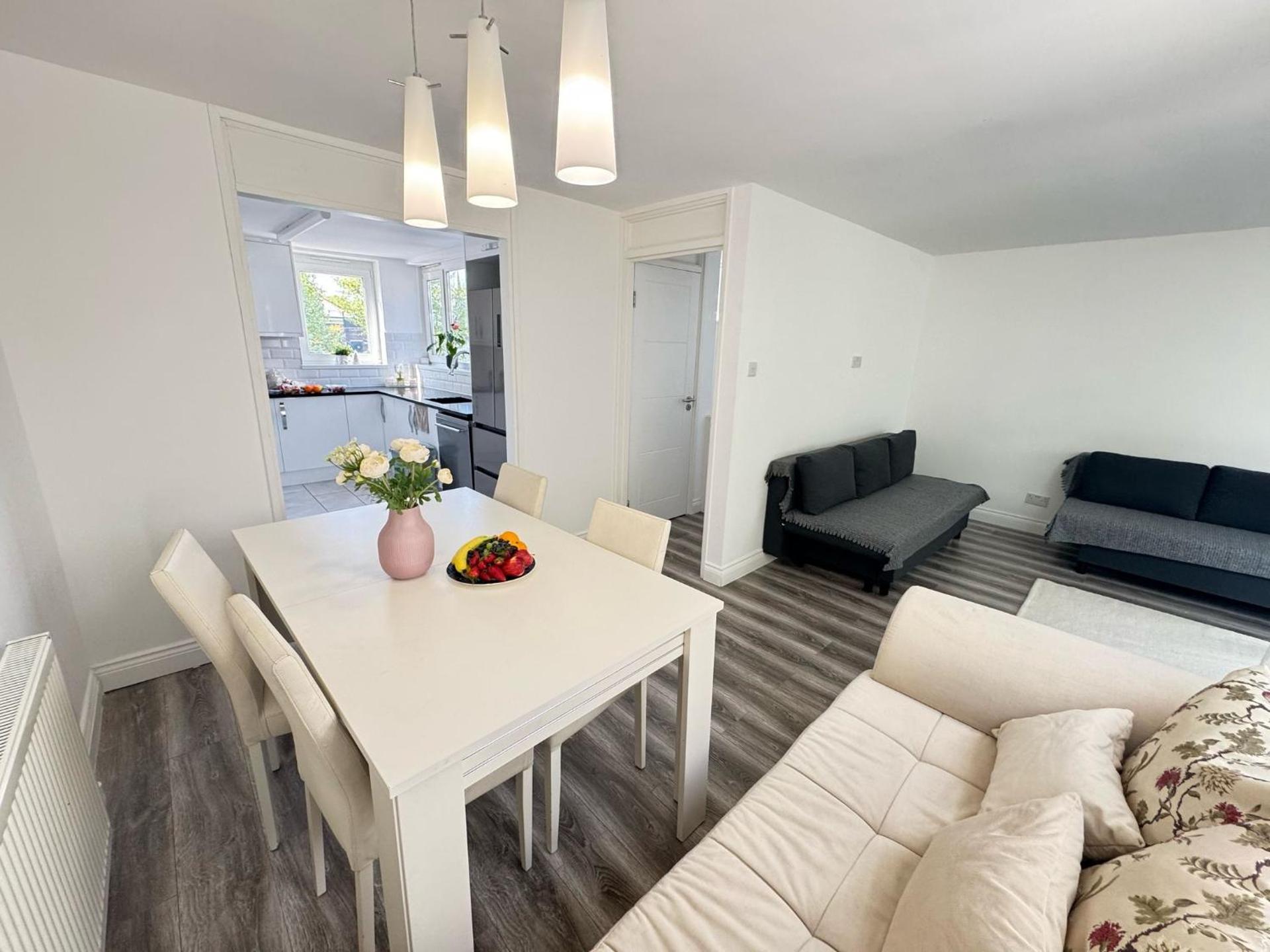 Betty Homes - Nearby Angel and HIghbury