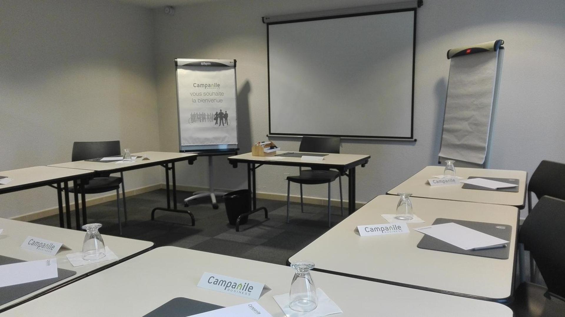 Meeting/conference room