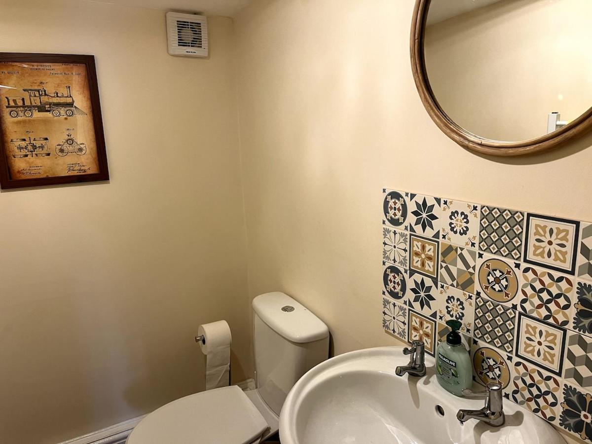 Railway Cottage Horsforth