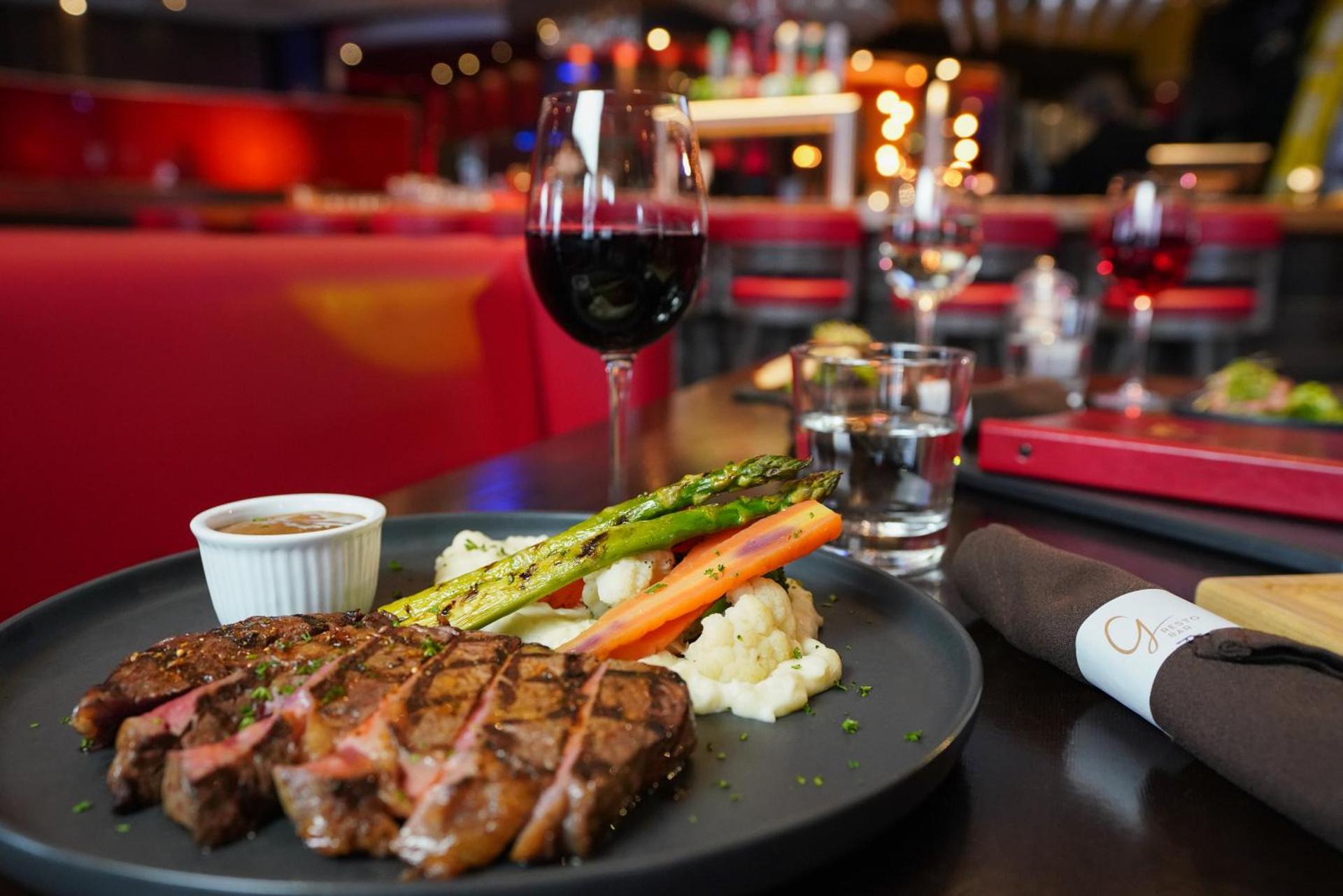 Restaurant/places to eat