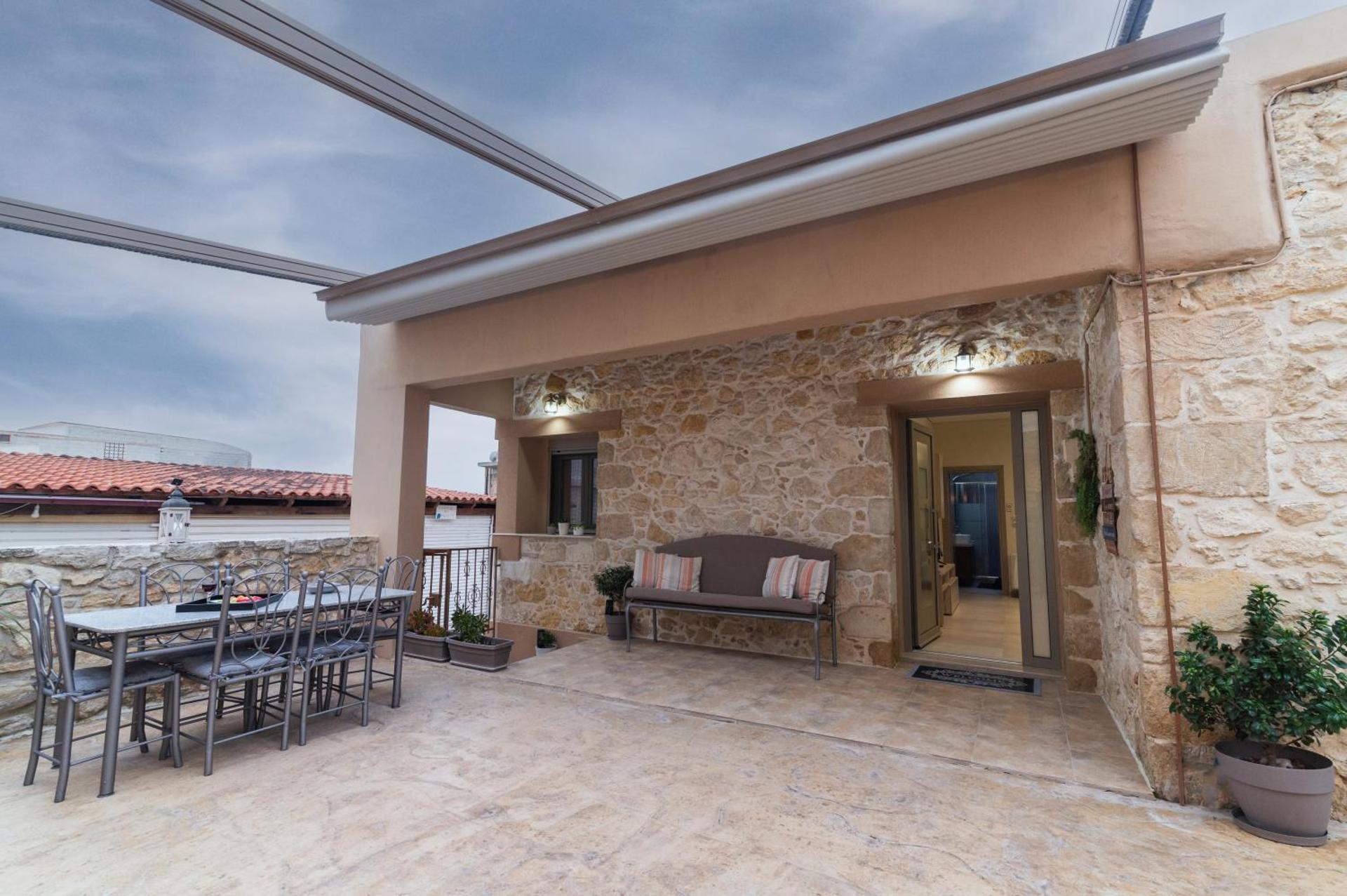 Silva Luxury House in Mires (South Crete)