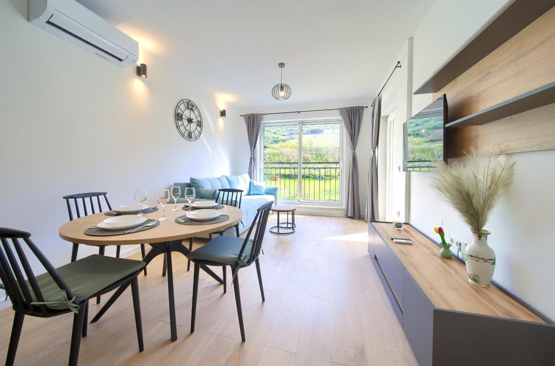 Apartments Ena & Leona