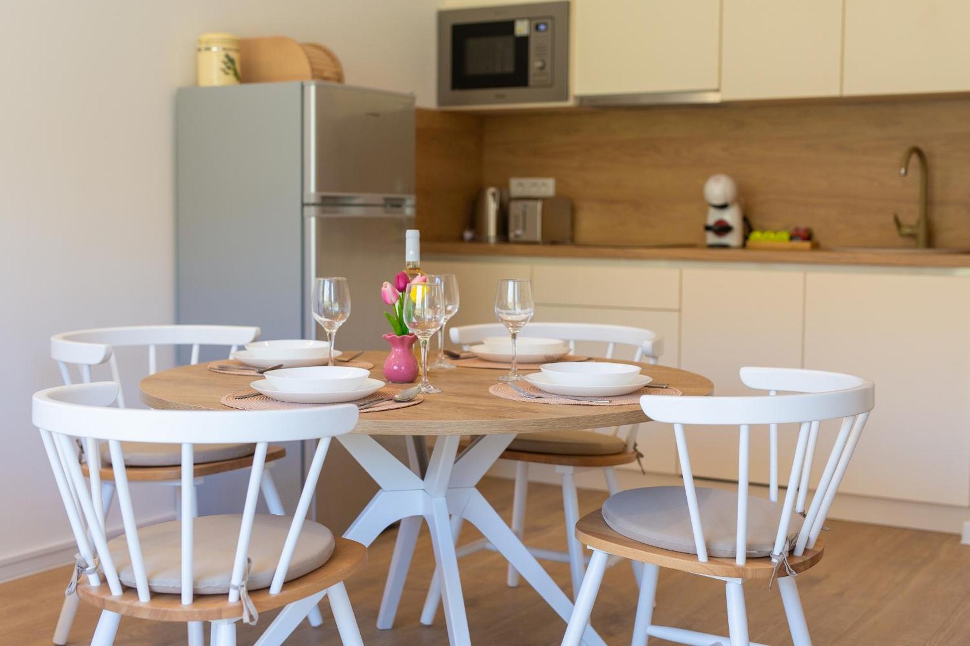 Apartments Ena & Leona