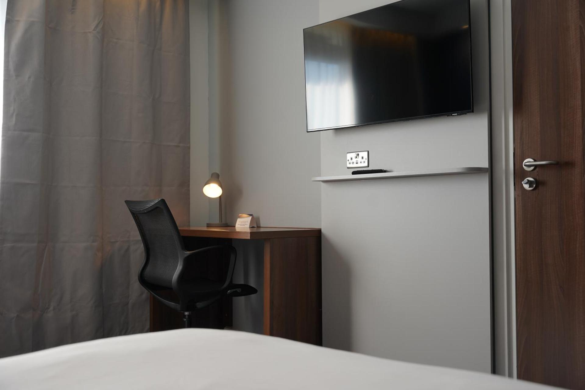 Holiday Inn Express Harlow by IHG