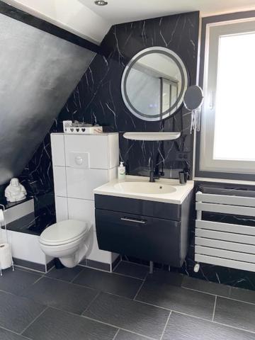 Tinyhouse Woody at the Water