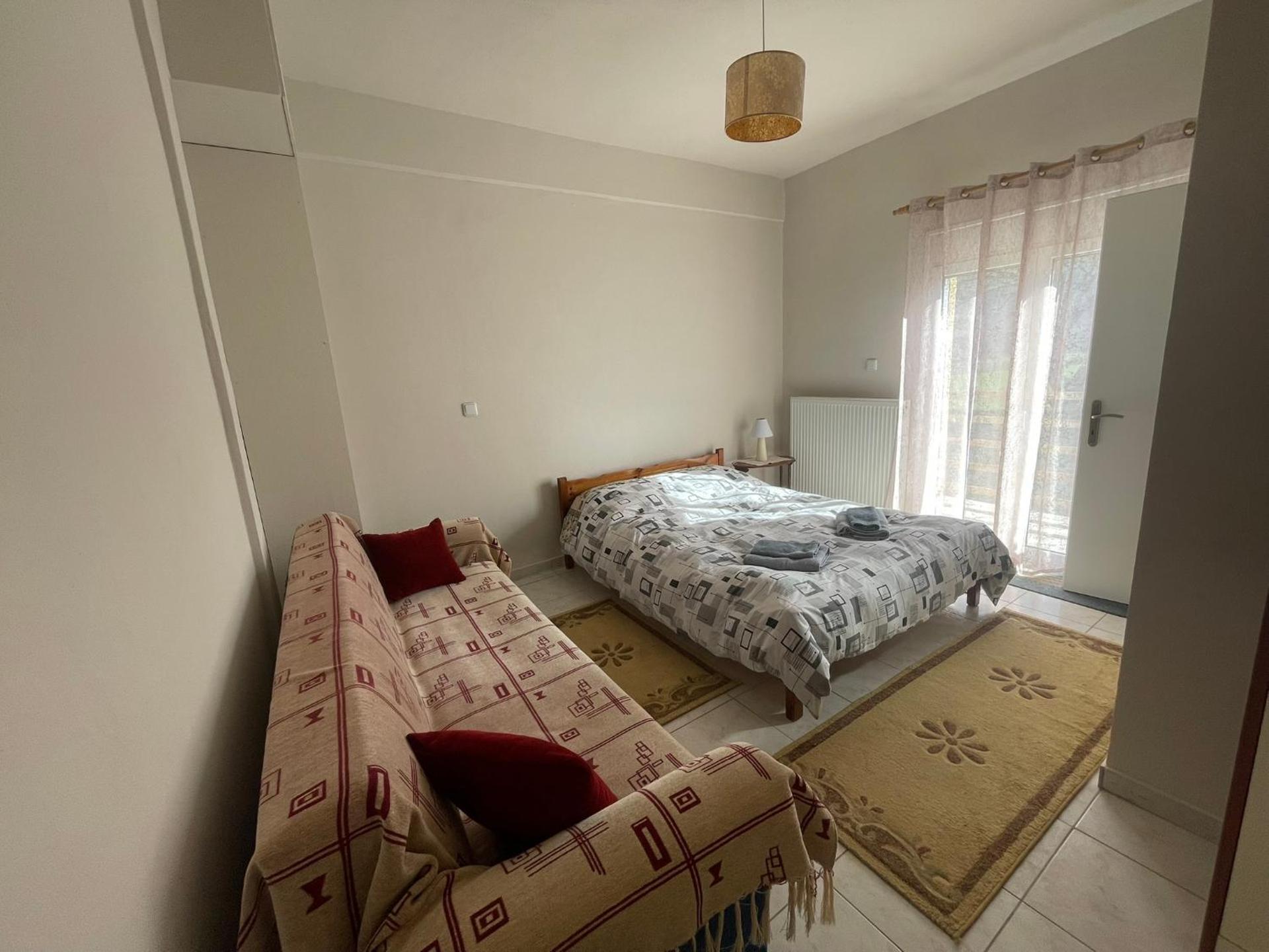 Eftychia’s home-Σπίτι με θέα τη λίμνη Πλαστήρα