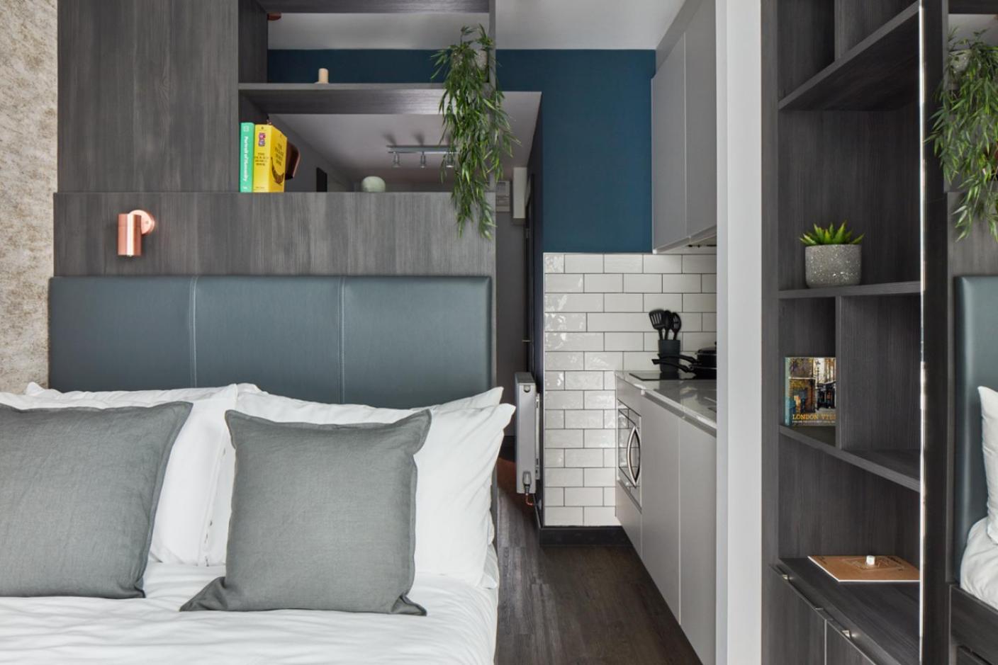 Photo of the whole room