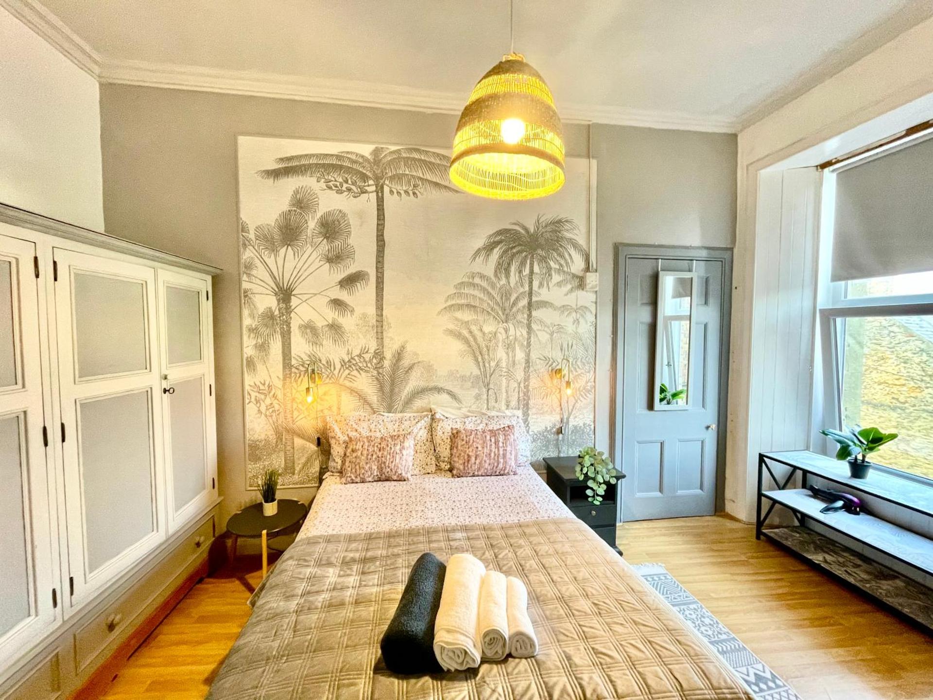 Spacious and Stylish Flat in the Heart of Hawick