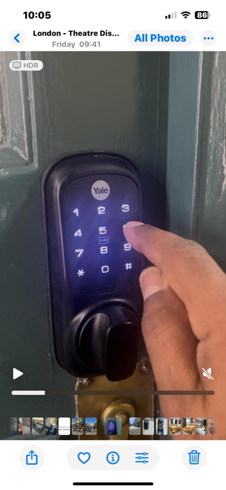 Large 3 bedrm apartment in heart of Theatre Land