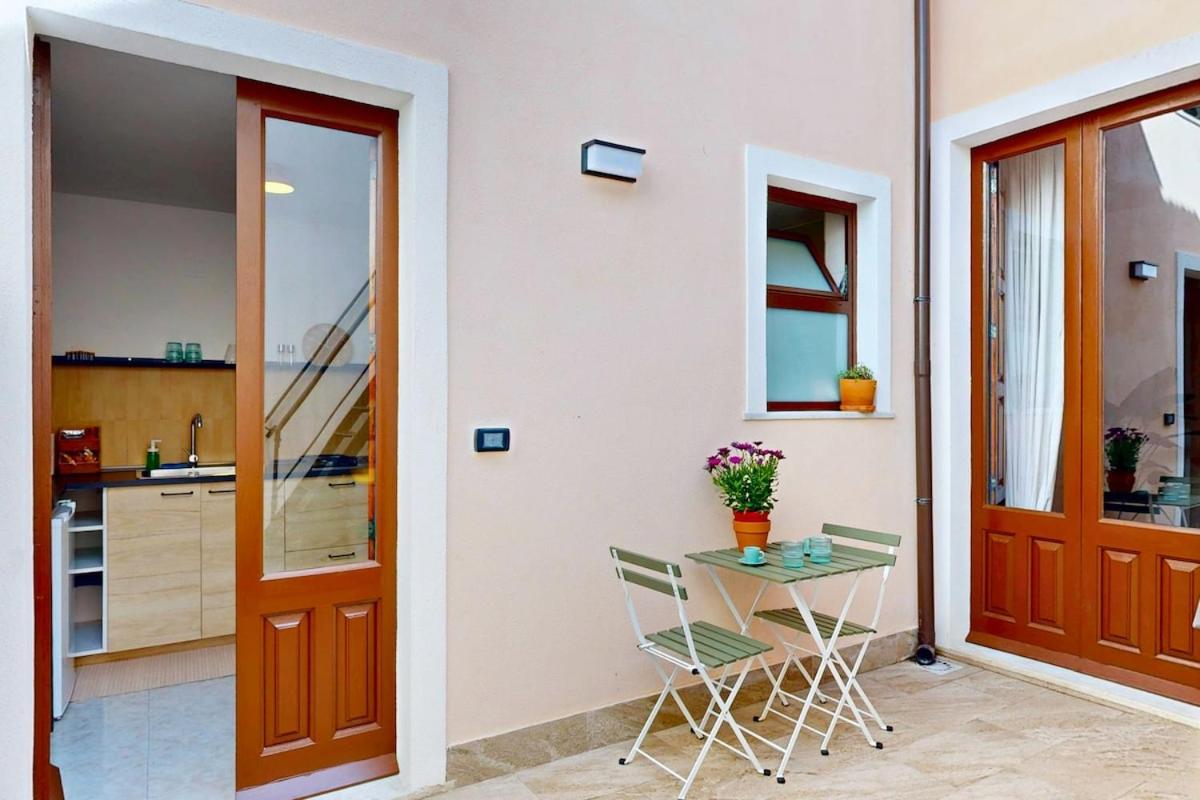 Casa Vacanza da Zero - Terrazza Etna a 5' dal Mare