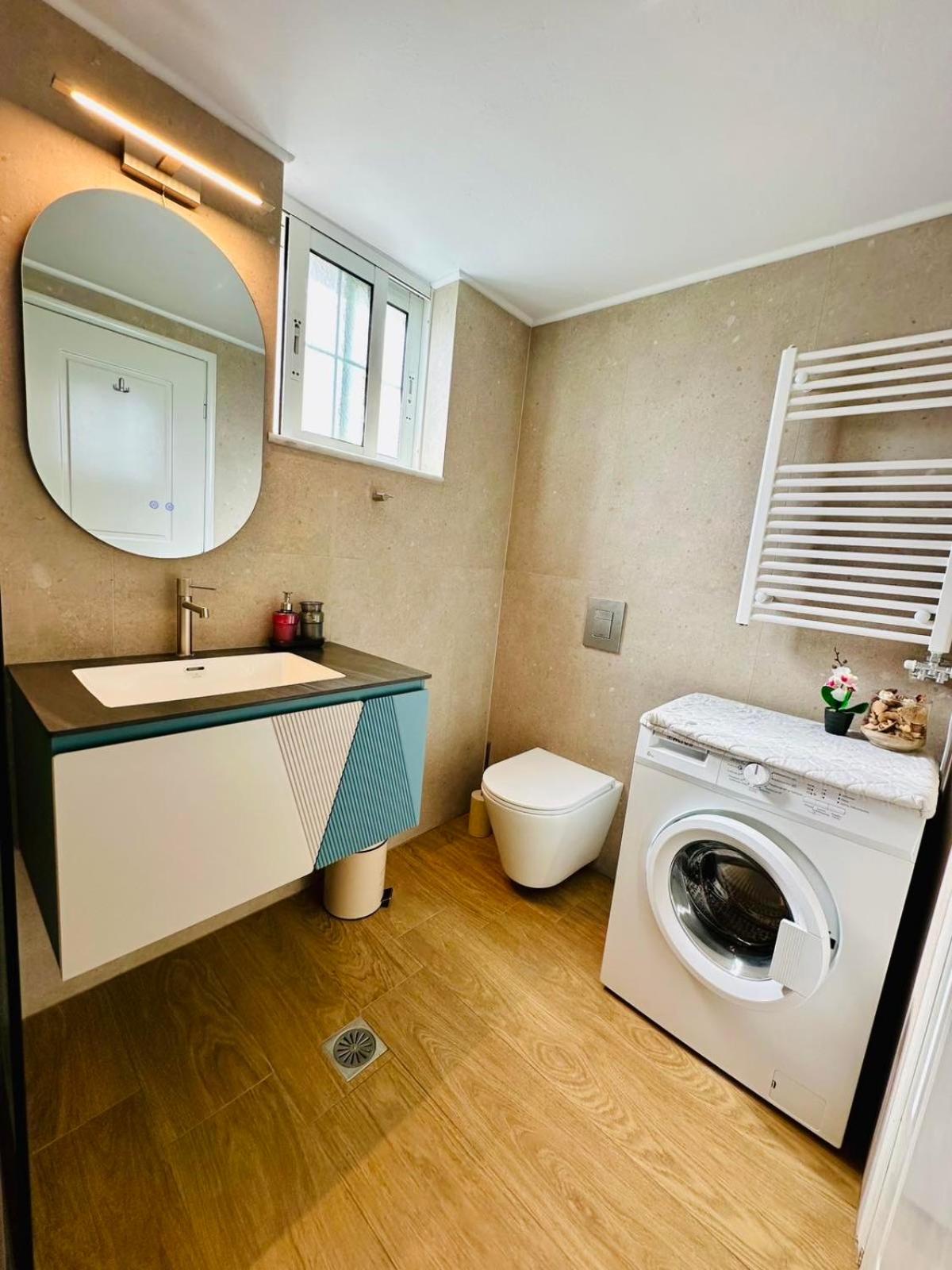 Cozy Renovated Apartment "Filoxenia"