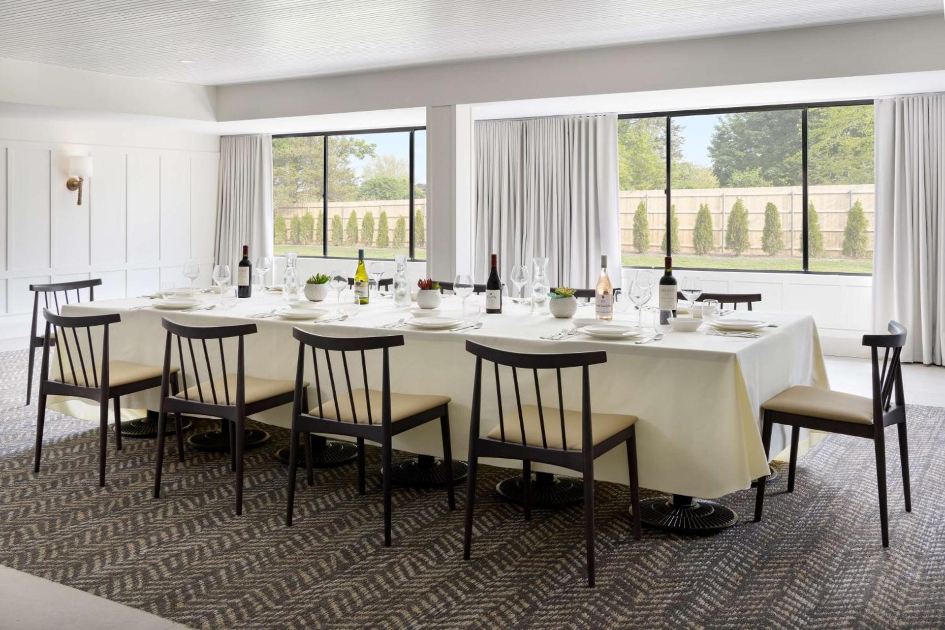 Meeting/conference room