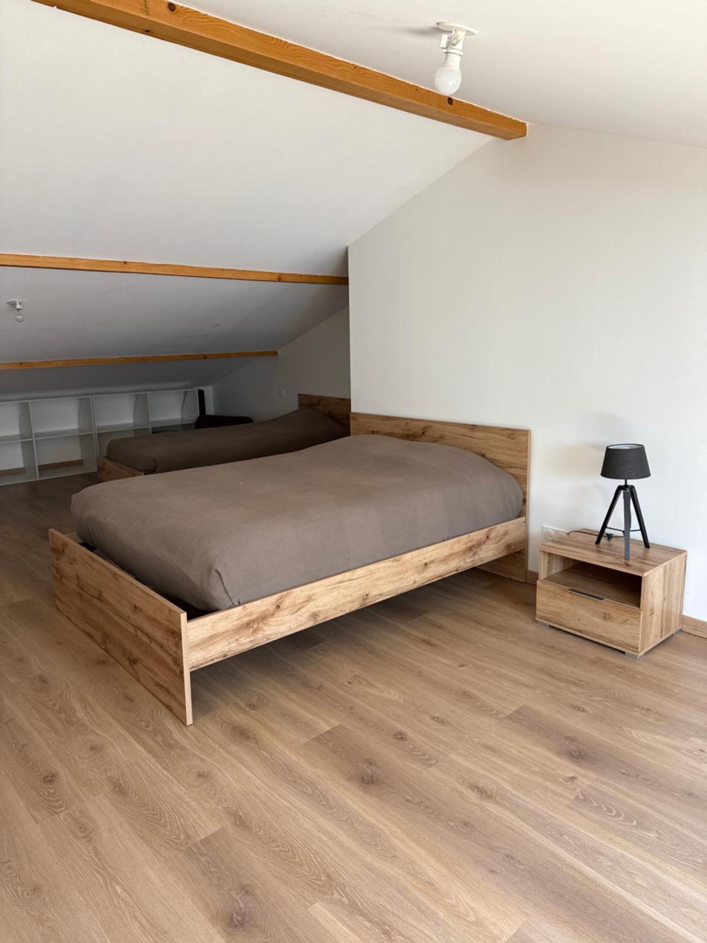 Appartements neufs avec garages dans maison de village